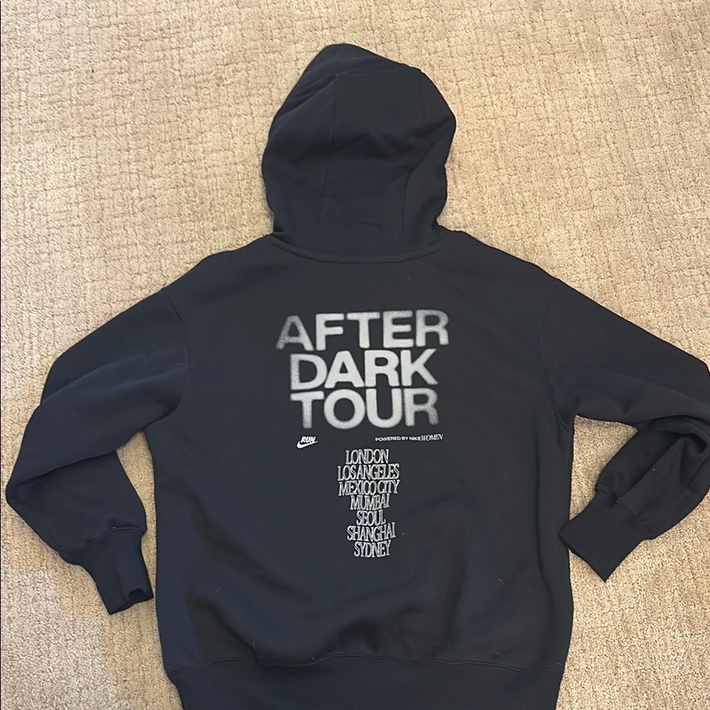 Nike Black 'After Dark Tour' Women’s Hoodie
